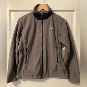 Patagonia Vintage W's R3® Radiant Jacket/Slate/Size Small Cabincore